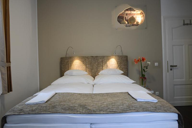 דיסבורג Landhotel Alte Toepferei מראה חיצוני תמונה