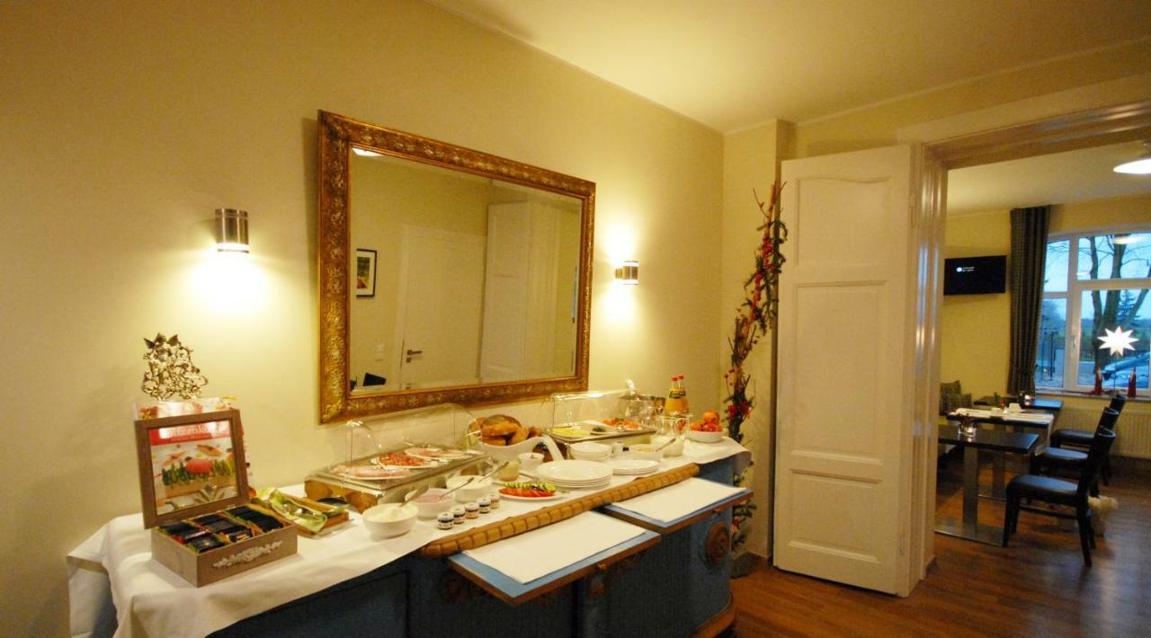 דיסבורג Landhotel Alte Toepferei מראה חיצוני תמונה