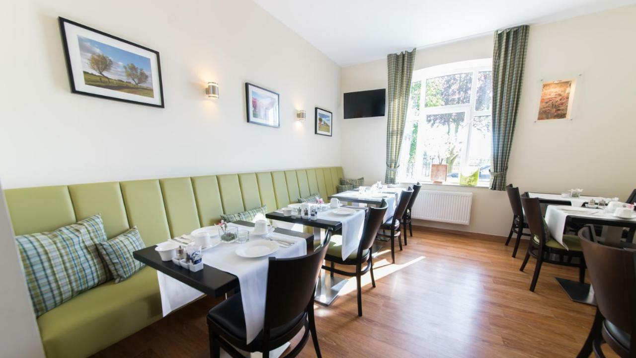דיסבורג Landhotel Alte Toepferei מראה חיצוני תמונה