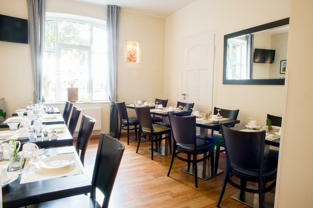 דיסבורג Landhotel Alte Toepferei מראה חיצוני תמונה
