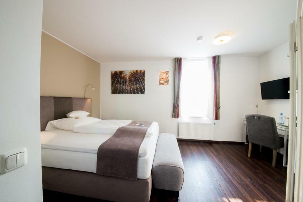 דיסבורג Landhotel Alte Toepferei מראה חיצוני תמונה