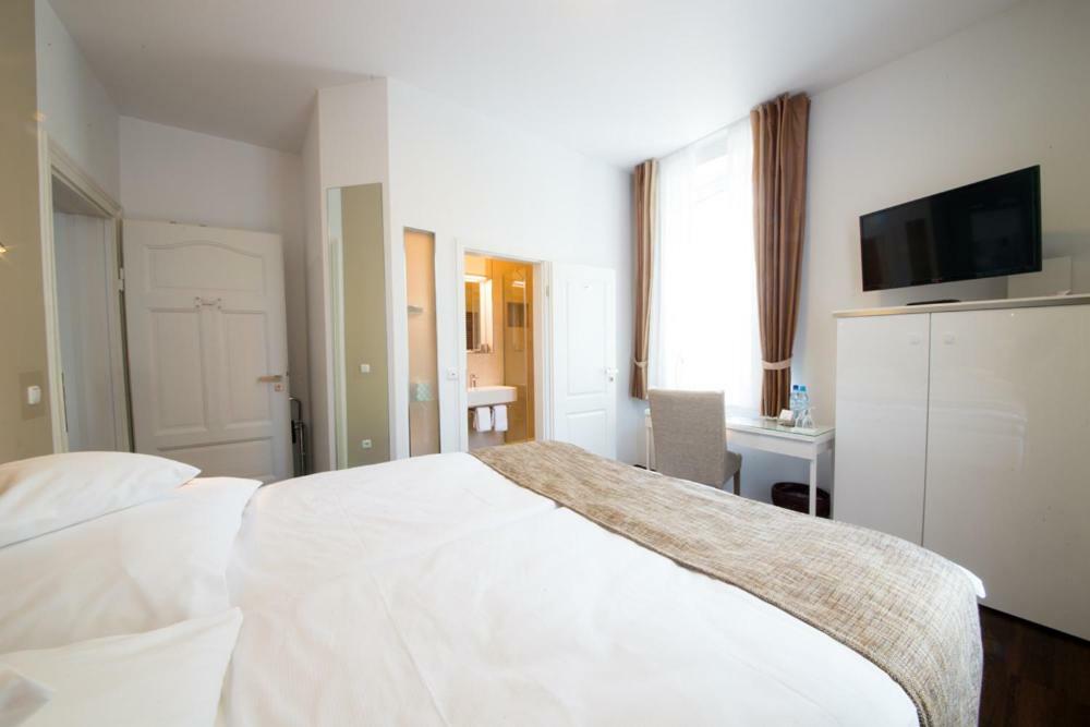 דיסבורג Landhotel Alte Toepferei מראה חיצוני תמונה