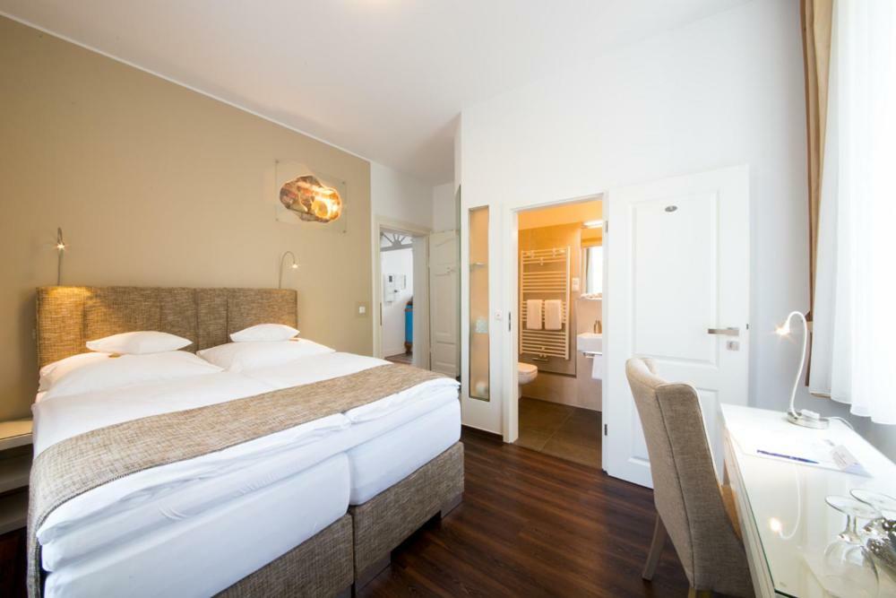 דיסבורג Landhotel Alte Toepferei מראה חיצוני תמונה