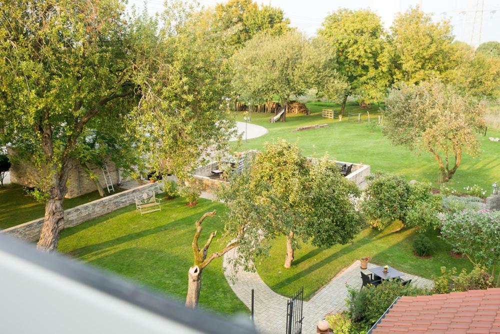 דיסבורג Landhotel Alte Toepferei מראה חיצוני תמונה